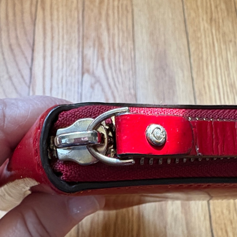 Kate Spade Glossy Red Zip Wallet - Picture 6 of 6